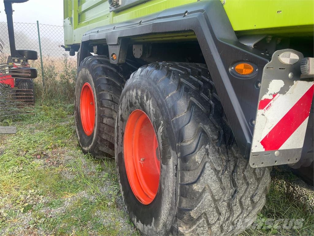 CLAAS Cargos 8500 Ladewagen
