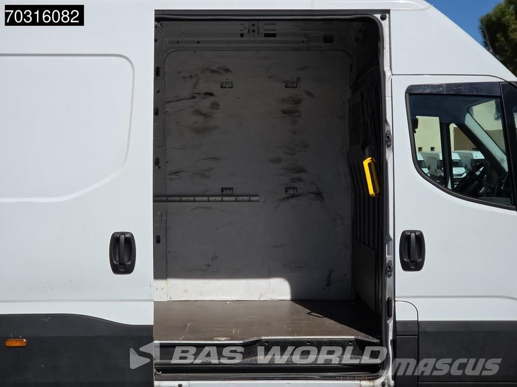 Iveco Daily 35S16 Próximamente matriculado en España! Au 패널 화물차