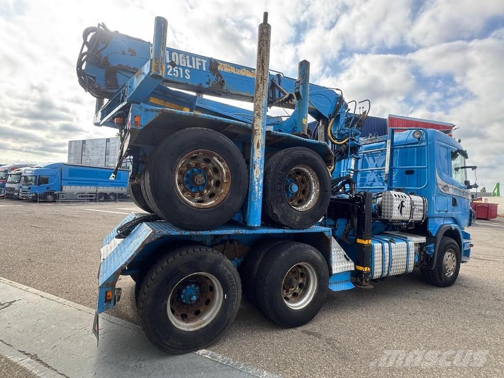 Scania R580 6X4 + LOGLIFT F251S89A + 2 AXLE HANGER Kranen voor alle terreinen