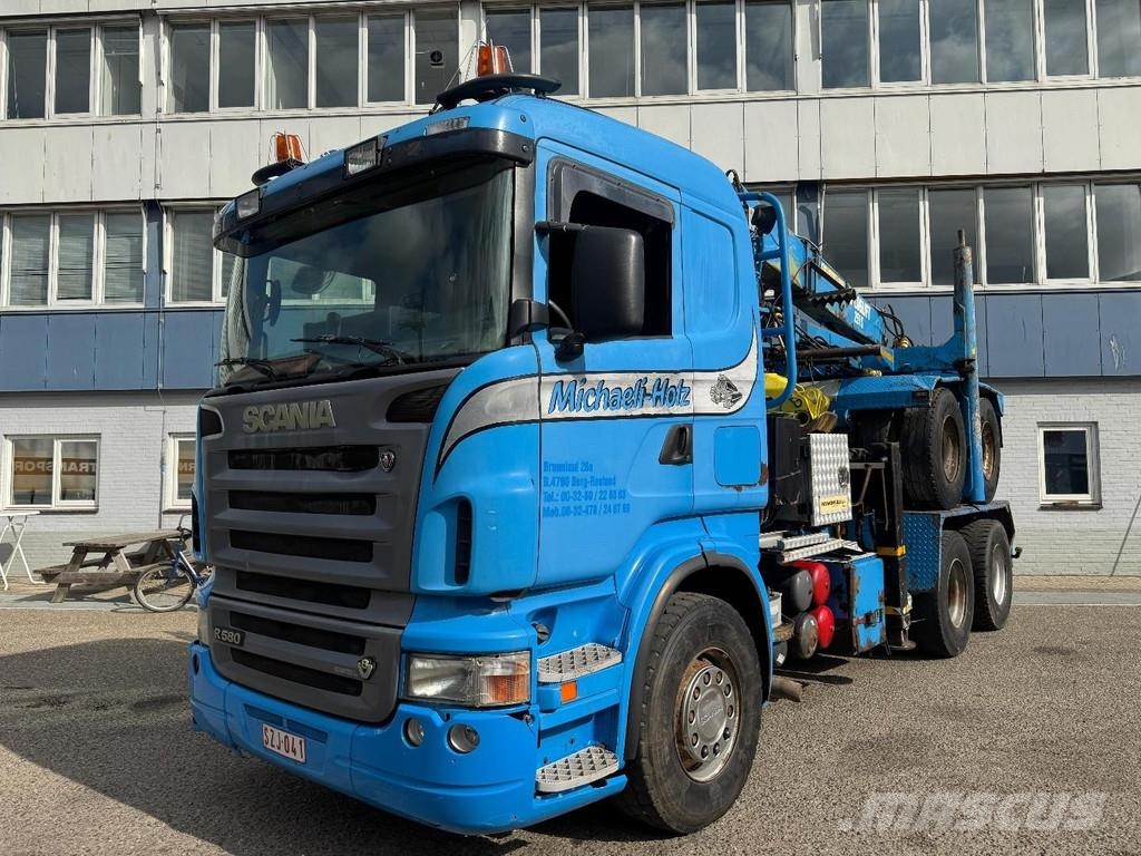 Scania R580 6X4 + LOGLIFT F251S89A + 2 AXLE HANGER Kranen voor alle terreinen