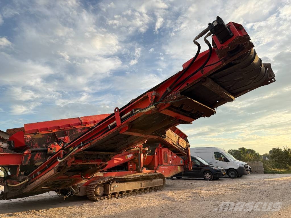 Terex Finlay 883T - 2 Side Conveyor / Auto Greasing Mobilna sita