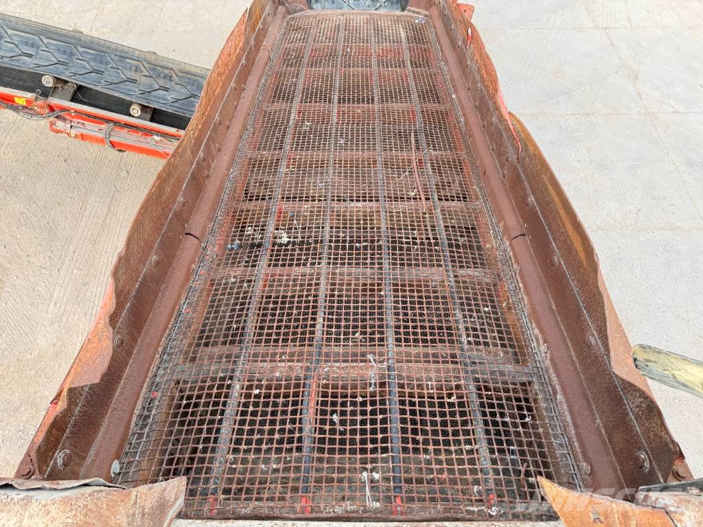 Terex Finlay 883T - 2 Side Conveyor / Auto Greasing Mobilna sita