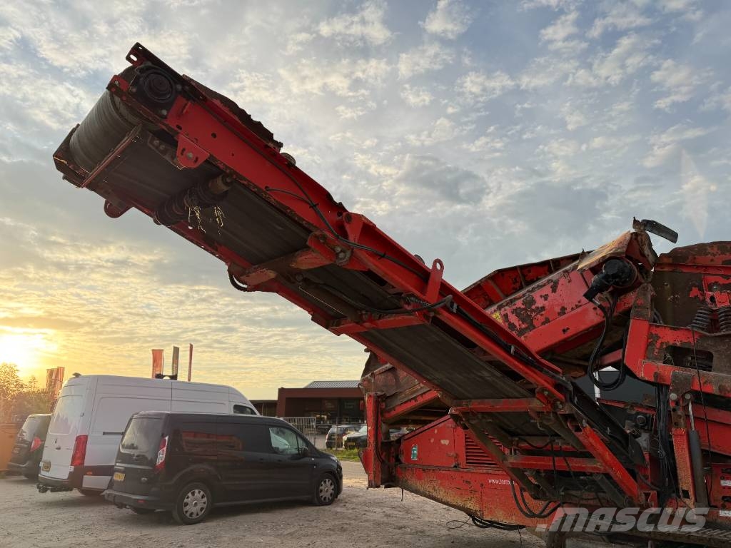 Terex Finlay 883T - 2 Side Conveyor / Auto Greasing Mobilna sita