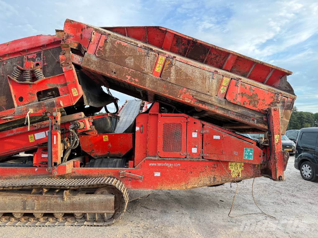 Terex Finlay 883T - 2 Side Conveyor / Auto Greasing Mobilna sita