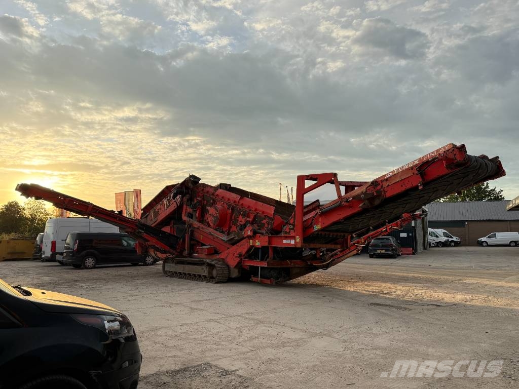 Terex Finlay 883T - 2 Side Conveyor / Auto Greasing Mobilna sita