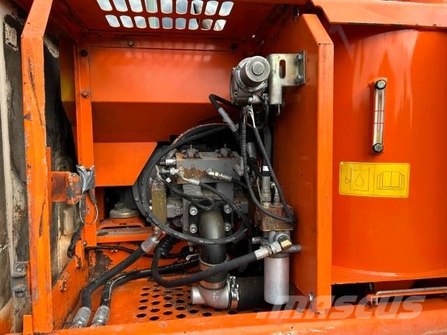 Fiat-Hitachi EX 165 Εκσκαφείς με ερπύστριες