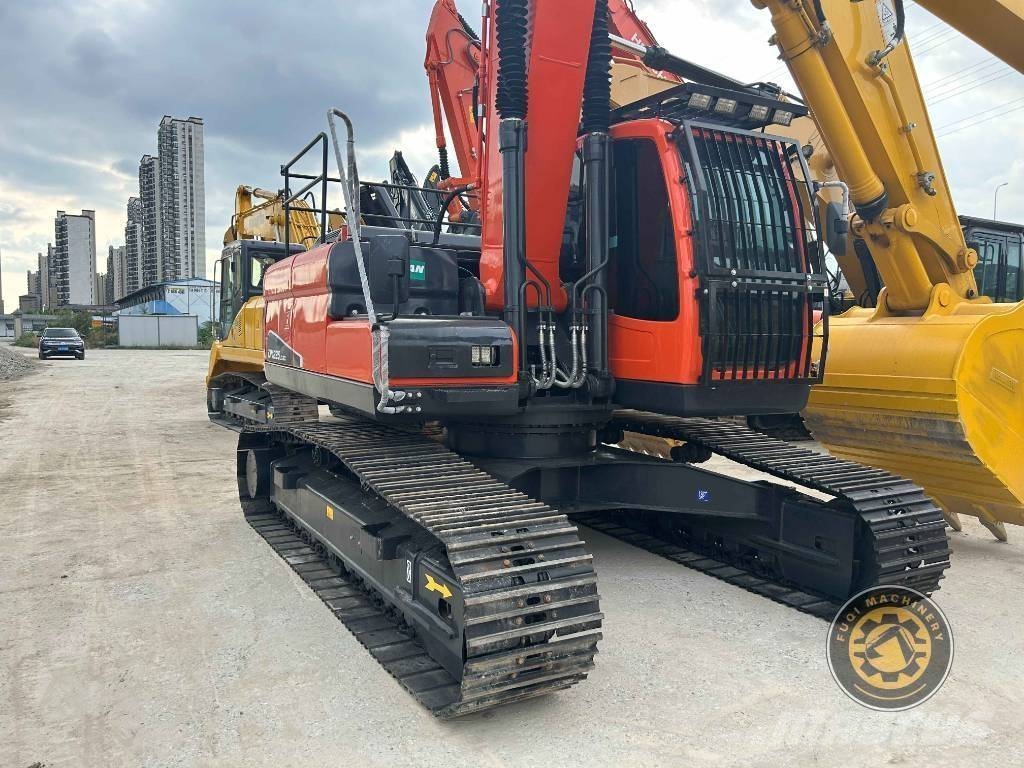 Doosan DX225LC-9S Raupenbagger