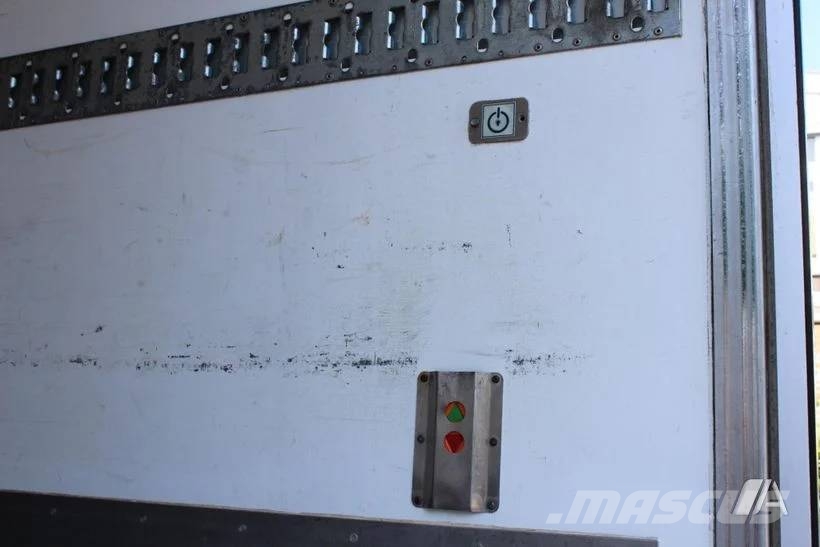 Renault D Wide 210Dti – ---R-018 Φορτηγά Ψυγεία