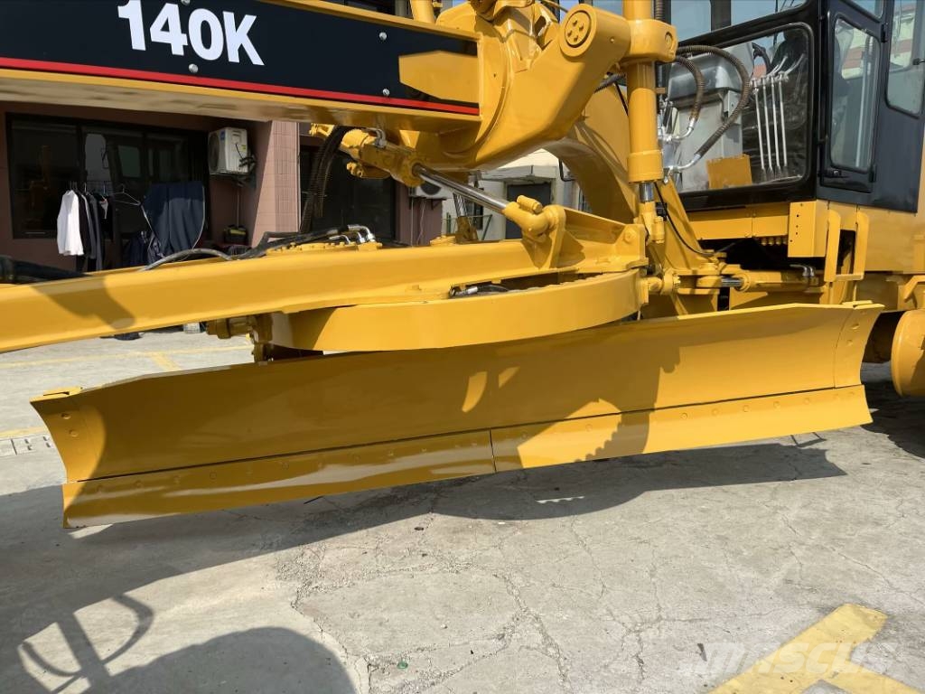 CAT 140 K Source factory Greideriai
