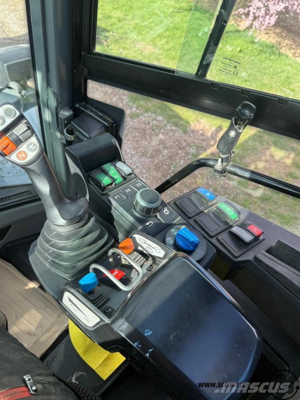 Kramer KL 55.8T Телескопични повдигачи

