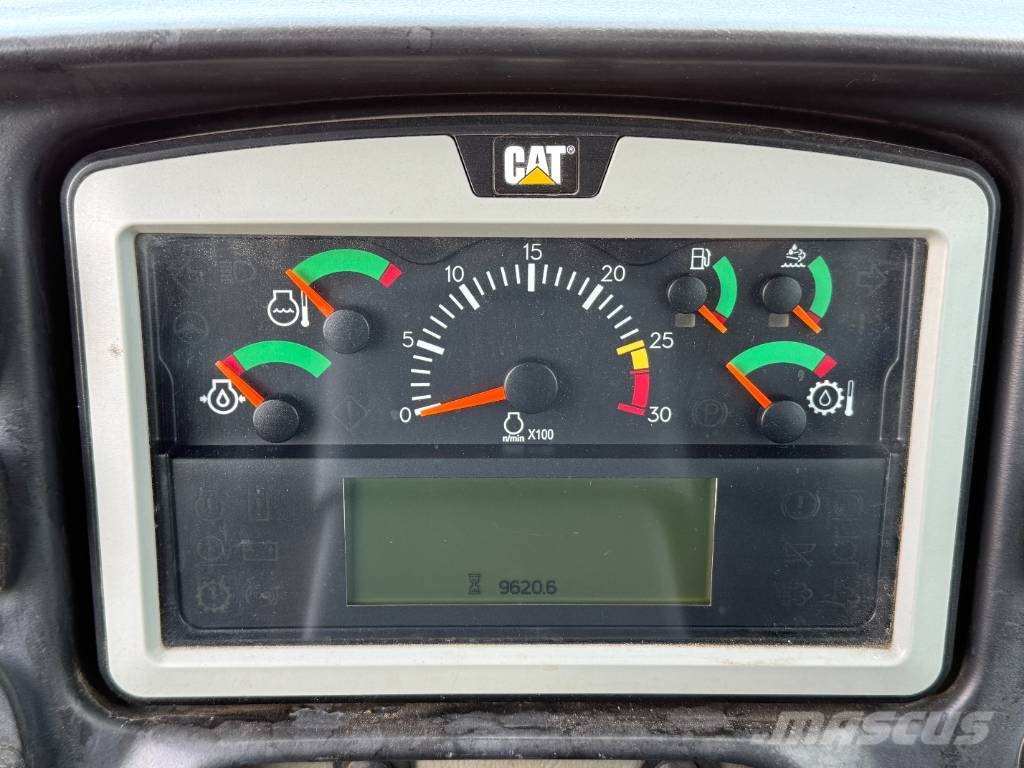 CAT 745C - Dutch Machine / Auto Greasing Liigendraamiga pinnaseveokid