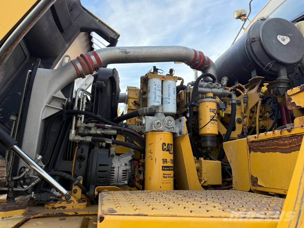 CAT 745C - Dutch Machine / Auto Greasing Liigendraamiga pinnaseveokid