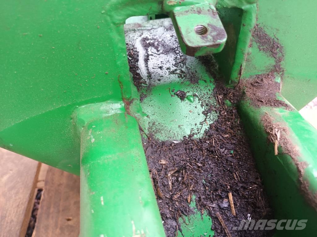 John Deere S 690 ملحقات الحصادات