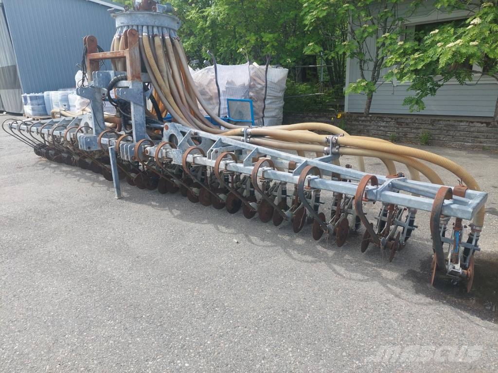 Bomech 720 ماكينات وملحقات تسميد أخرى