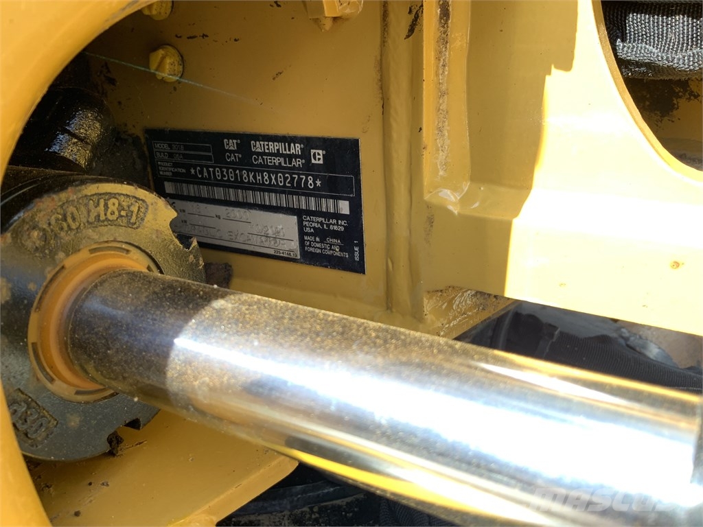 CAT 301.8 Mini pelle < 7t