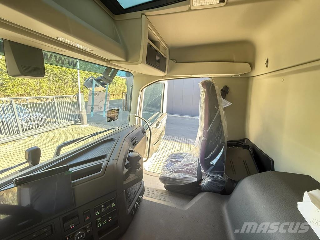 Volvo FMX 500 FMX13 500 8X4 13L Eckige Mulde Kipper Tippbil