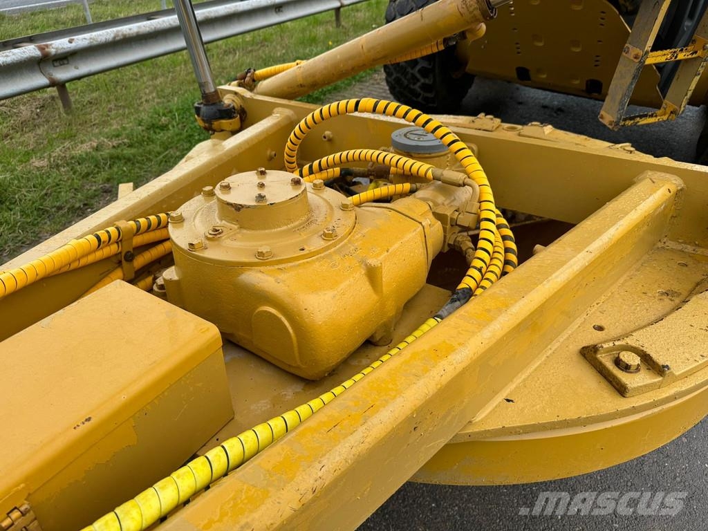 CAT 140M Graders