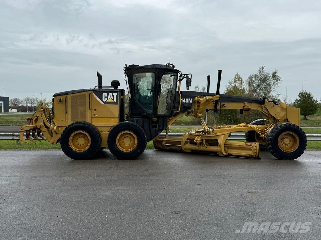 CAT 140M Graders