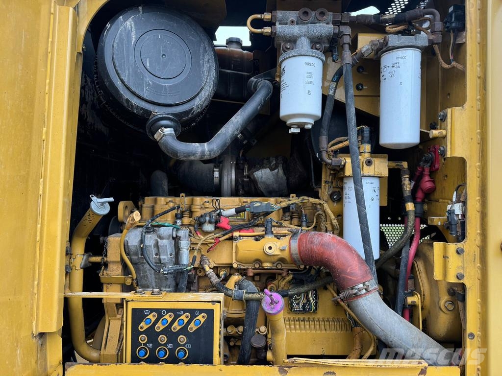 CAT 140M Graders