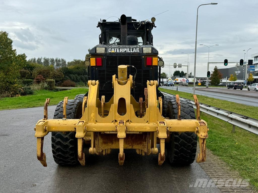 CAT 140M Graders