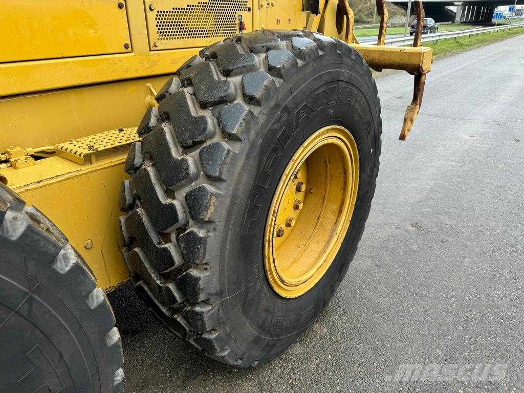 CAT 140M Graders