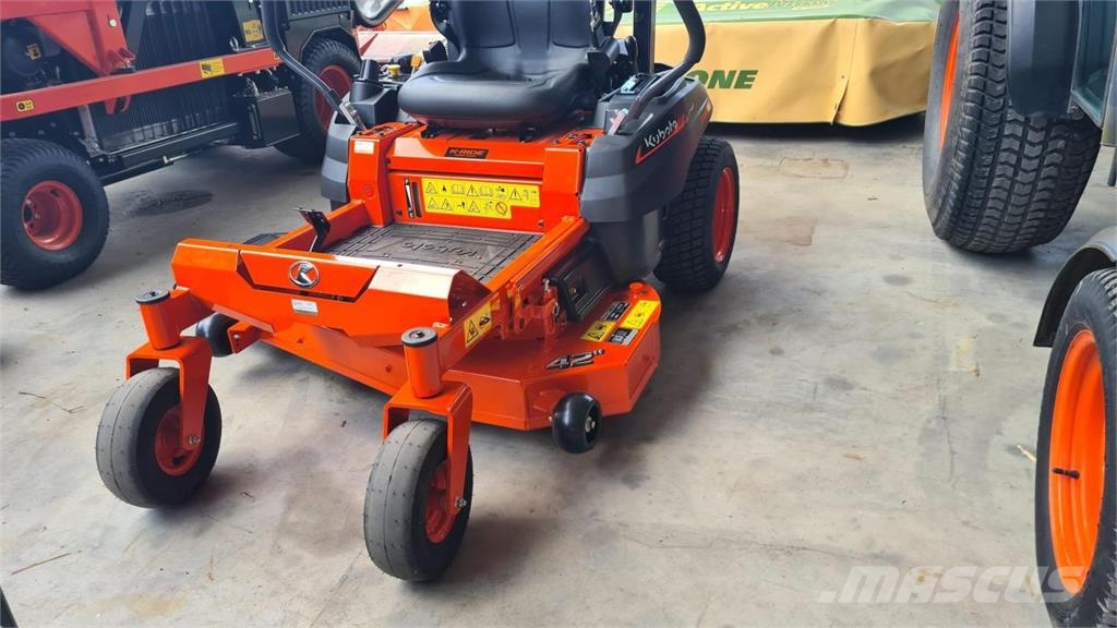 Kubota Z1-421 ZEROTURN-MÄHER MIT KAWASAKI-MOTOR Stand on mowers
