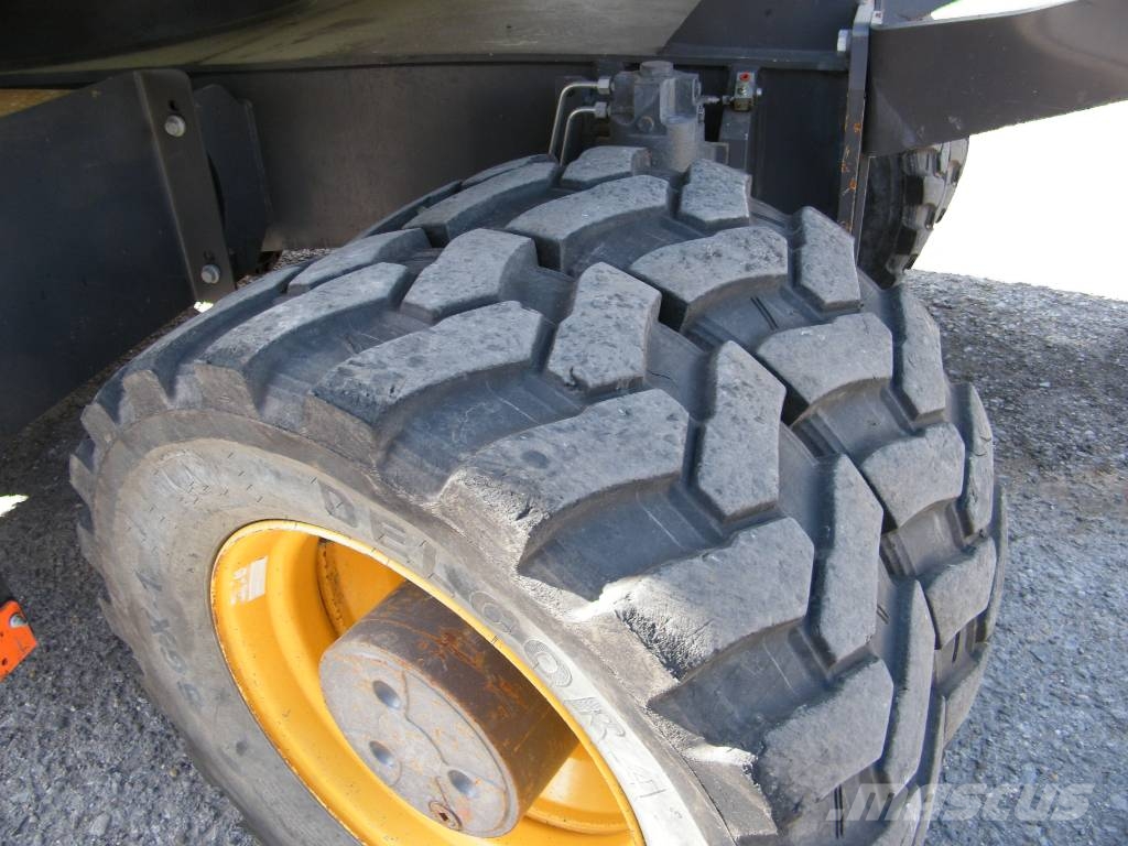 Volvo Volvo EWR 150 mit OQ 65 Pelle sur pneus