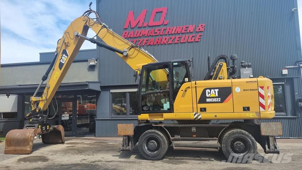 CAT MH 3022 / SW مناولات المخلفات / مناولات صناعية