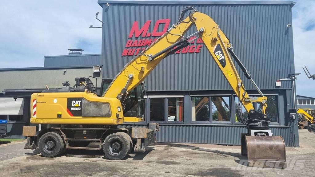 CAT MH 3022 / SW مناولات المخلفات / مناولات صناعية