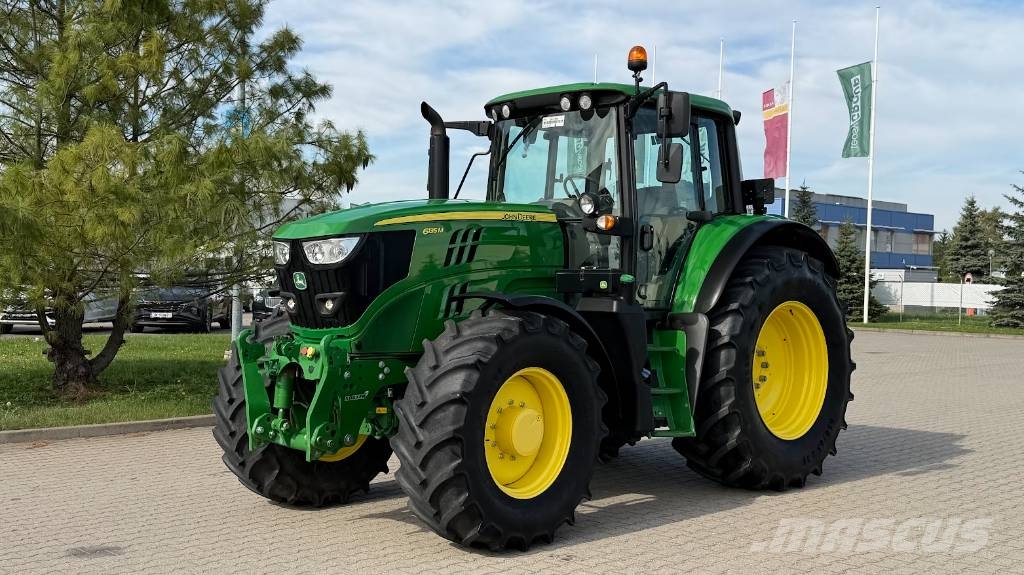 John Deere 6135M Трактори