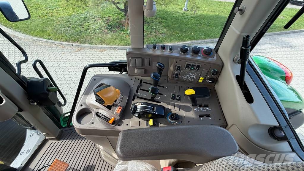 John Deere 6135M Трактори