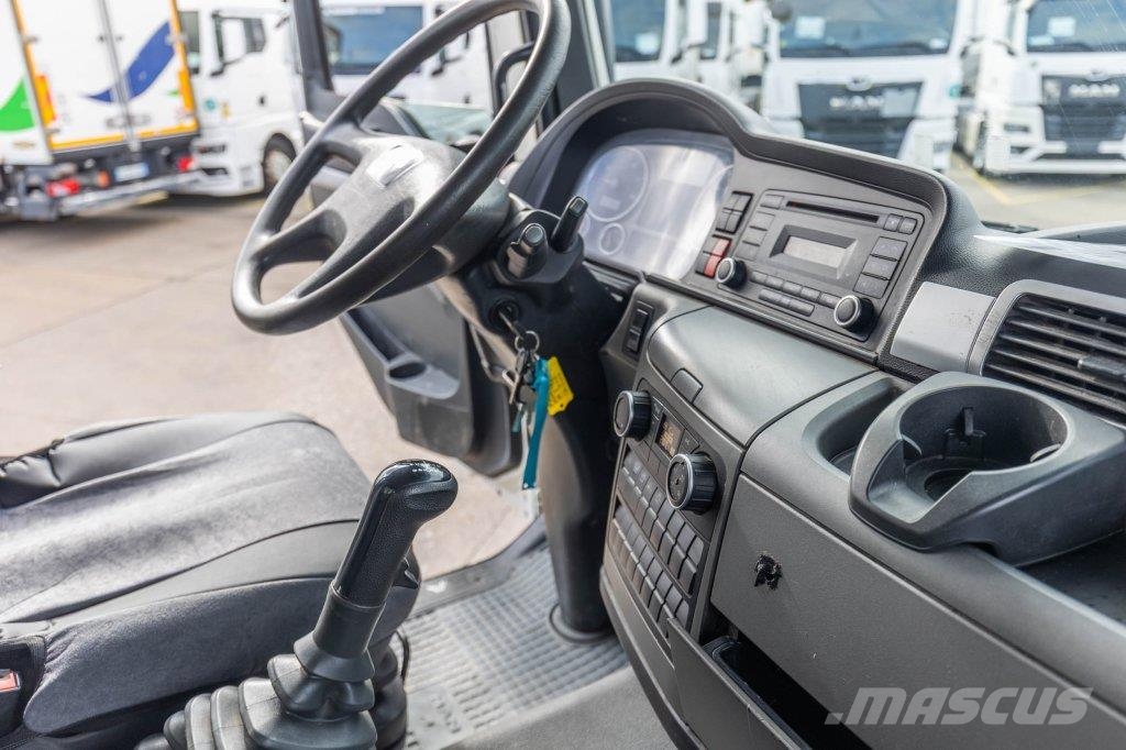 MAN TGS 33.400 BB Sora- ja kippiautot