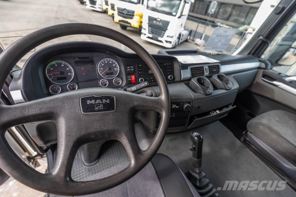 MAN TGS 33.400 BB Sora- ja kippiautot