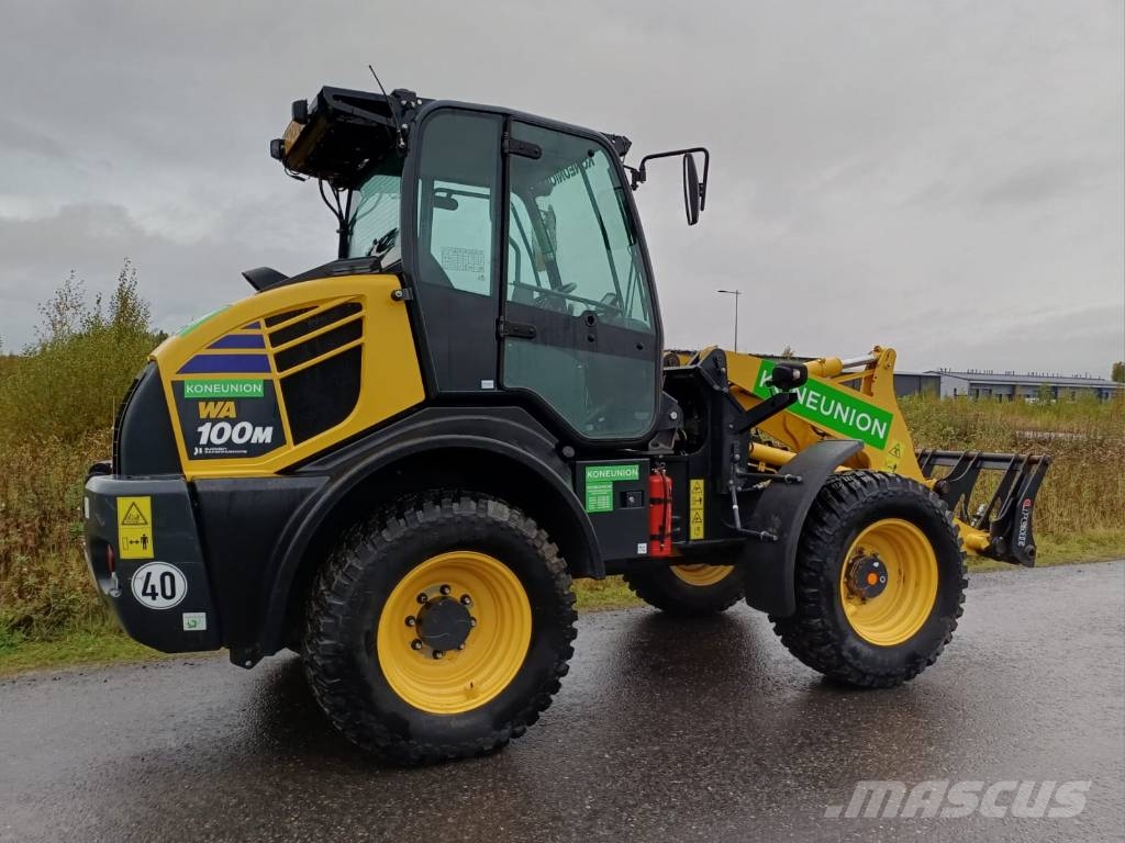 Komatsu WA 100 M-8 Pale gommate