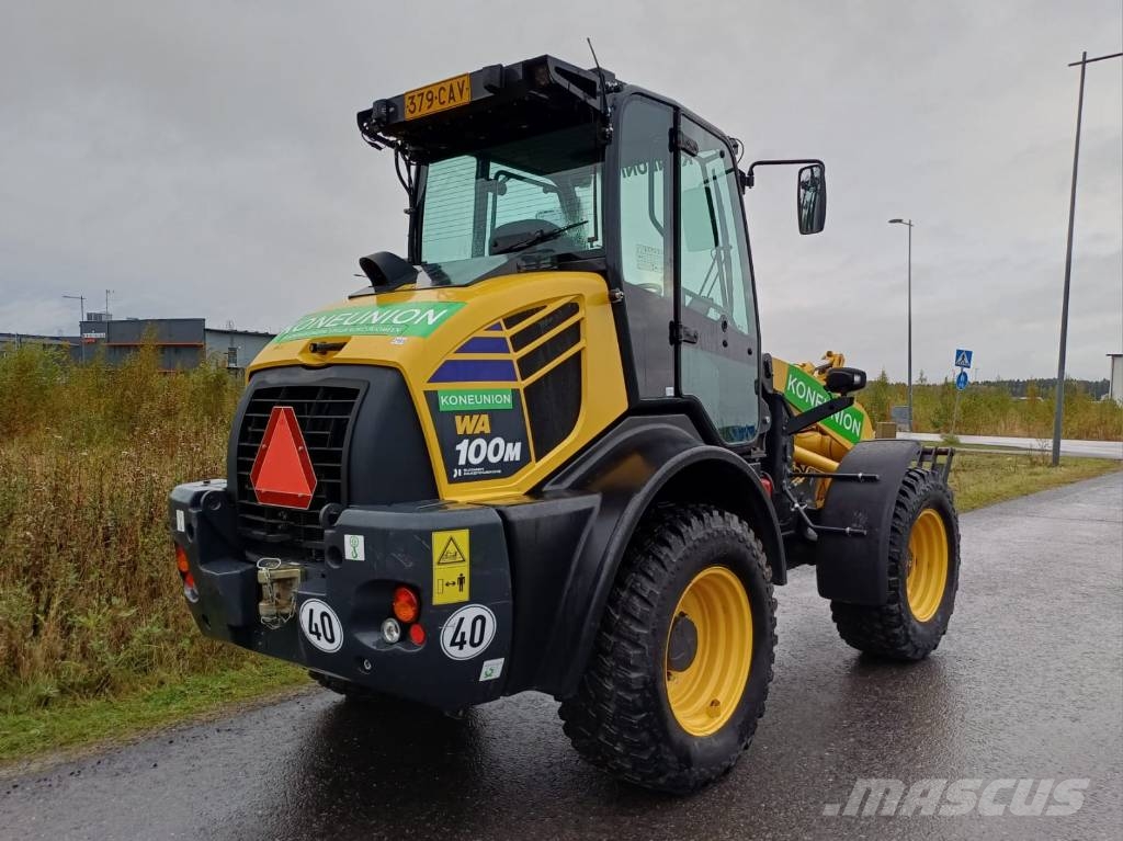 Komatsu WA 100 M-8 Pale gommate