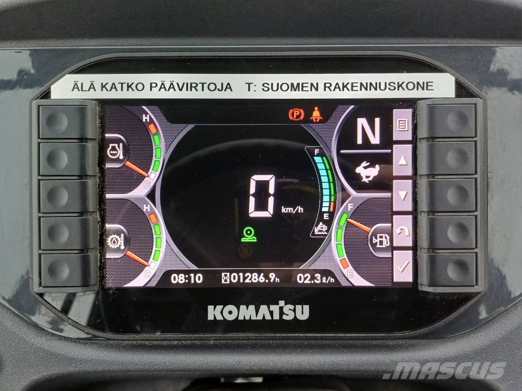 Komatsu WA 100 M-8 Pale gommate
