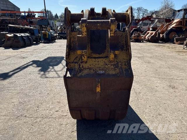  Morin M8 - 900 mm Excavator