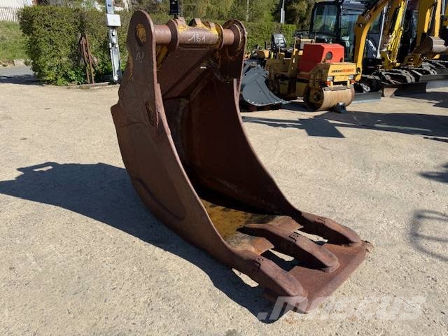  Morin M8 - 900 mm Excavator