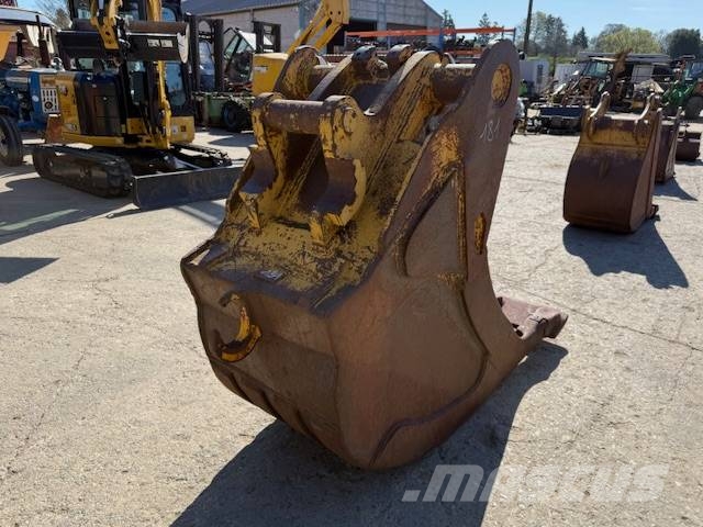  Morin M8 - 900 mm Excavator