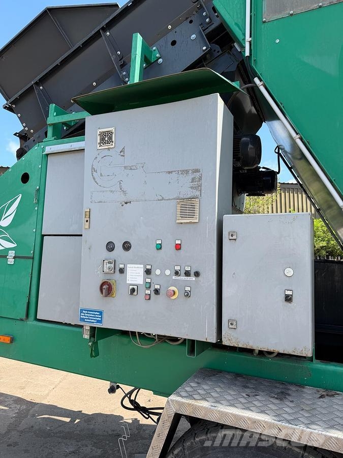 Komptech 3000 Mobiele zeefinstallaties