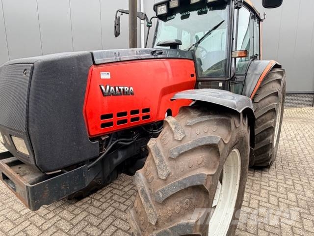 Valtra 8150 拖拉机/农用车