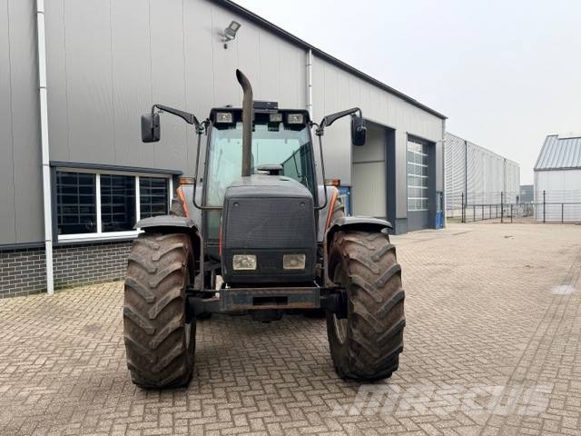 Valtra 8150 拖拉机/农用车