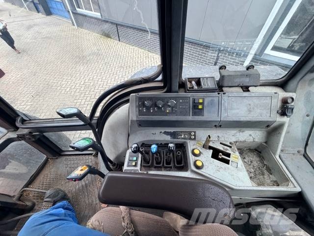 Valtra 8150 拖拉机/农用车