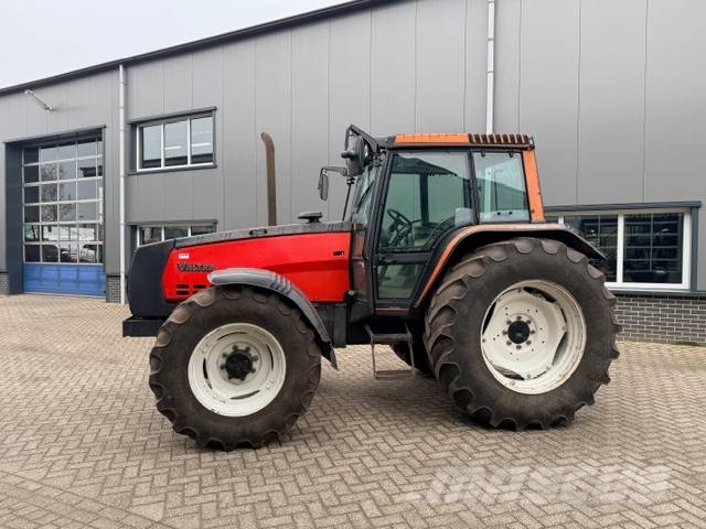 Valtra 8150 拖拉机/农用车
