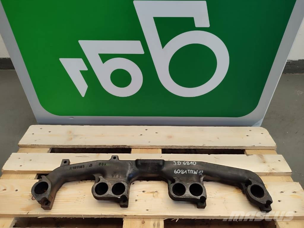 John Deere Exhaust manifold of the 6081TRW12 JOHN DEERE 7810 Motorer