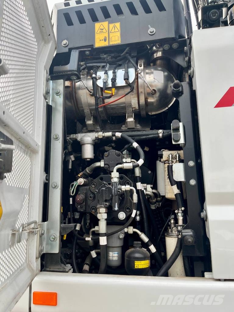 Hidromek HMK 150 WR-5 ホイール式油圧ショベル（パワーショベル・ユンボ・バックホー）