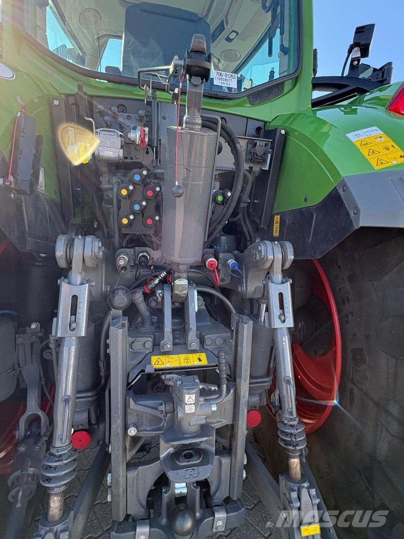 Fendt Vario 720 Profi Plus Gen 7 *Nur 798 Stunden* Tracteur