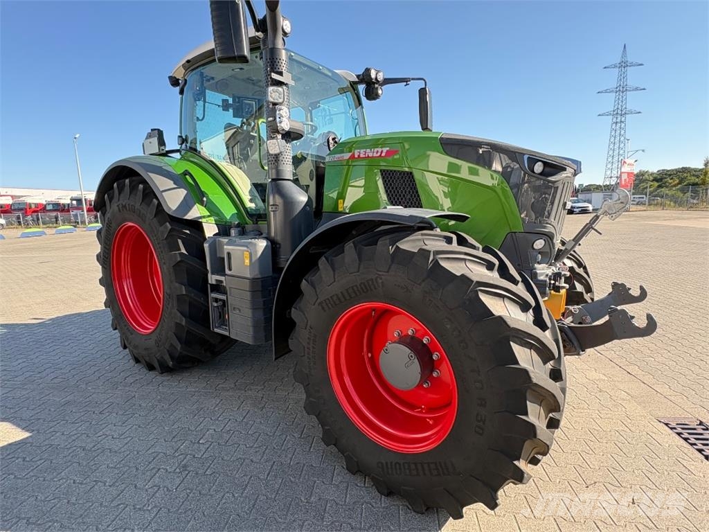 Fendt Vario 720 Profi Plus Gen 7 *Nur 798 Stunden* Tracteur