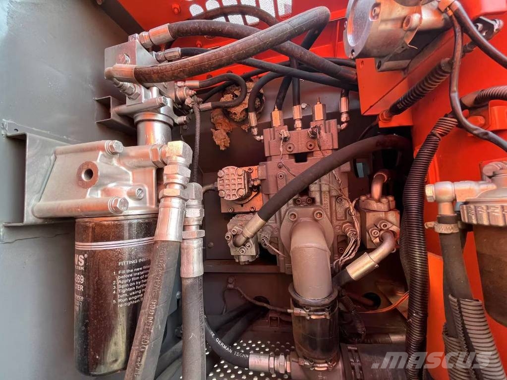 Hitachi Zaxis 160 LC 履带挖掘机