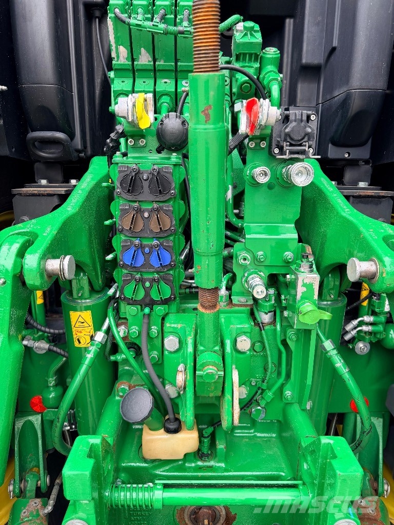 John Deere 6250 R Traktorji